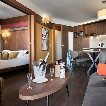 Le Hameau Du Kashmir 4* Валь-Торанс