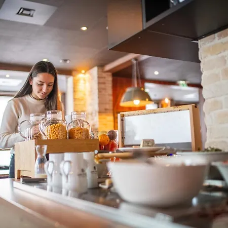 Lejlighedshotel Le Hameau Du Kashmir Val Thorens